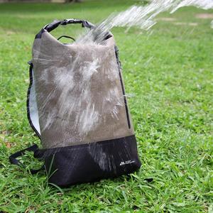 Active Intelligence_Breeze 都會風格超輕量防水後背包